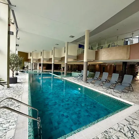 Balaton Skyline Penthouse - Jacuzzi - & * Шиофок