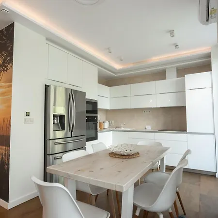 Balaton Skyline Penthouse - Jacuzzi - &