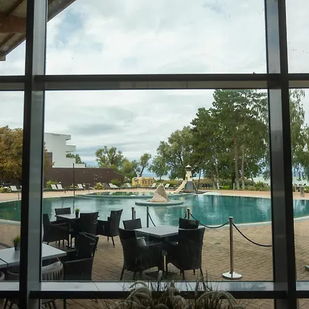 Balaton Skyline Penthouse - Jacuzzi - & Apartman *